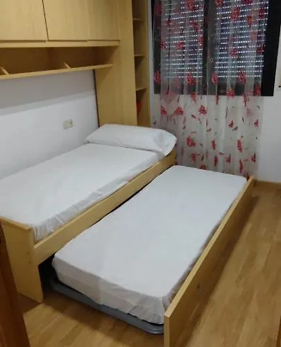 Vicente, Bonito En Apartamento Boltaña